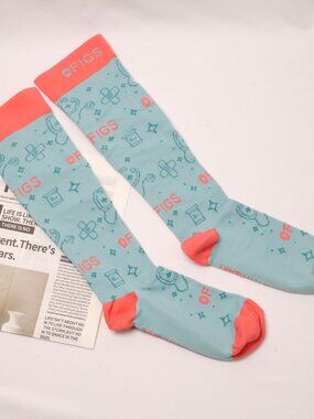 Figs Comfortable Durable Compression Socks Size M